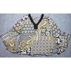 Est 1946 Top Womens Size XL Multicolor Floral Bell Sleeve V-Neck Polyester New